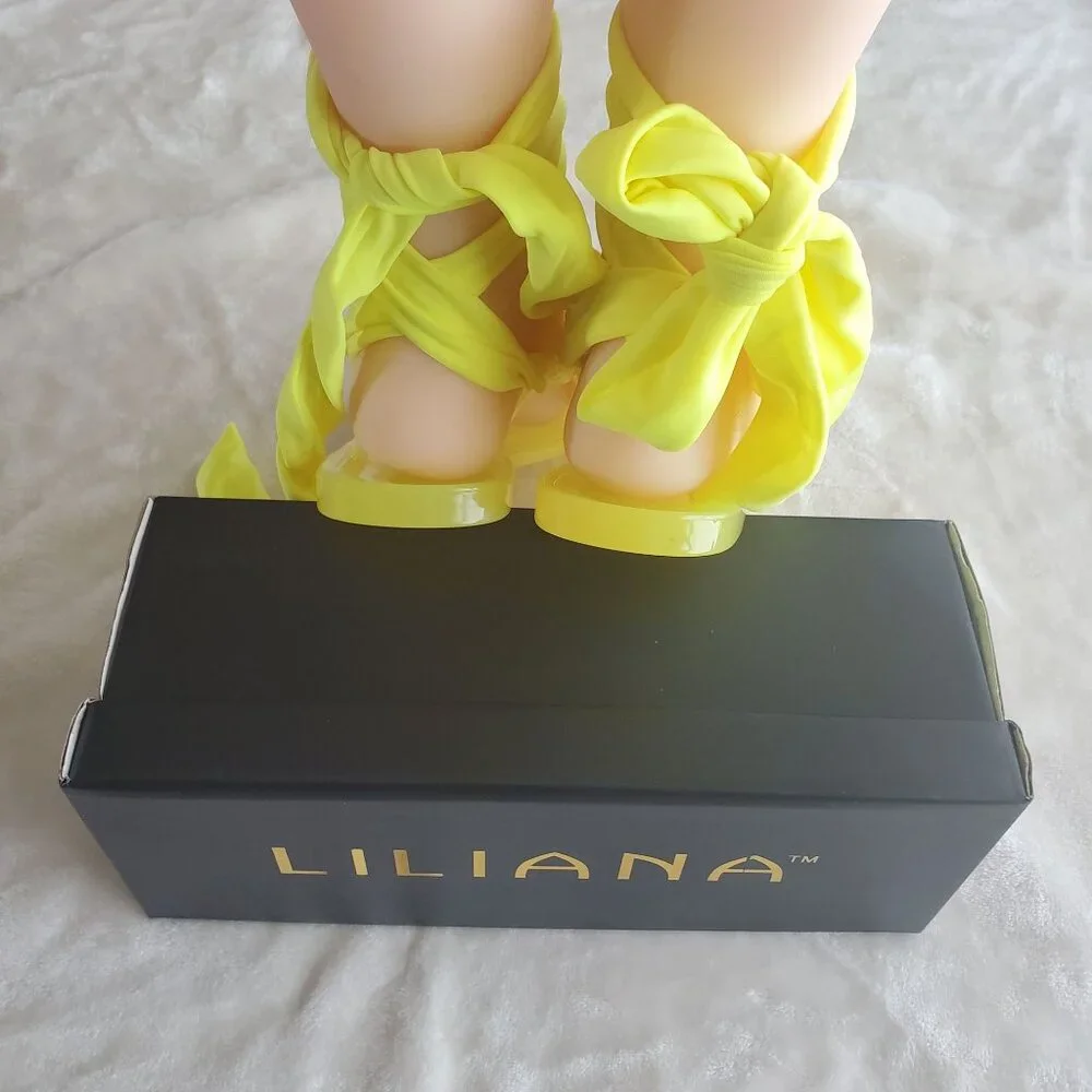 Liliana womens Flat Sandals Neon Yellow Color flat strappy Size‎ 6 New with box